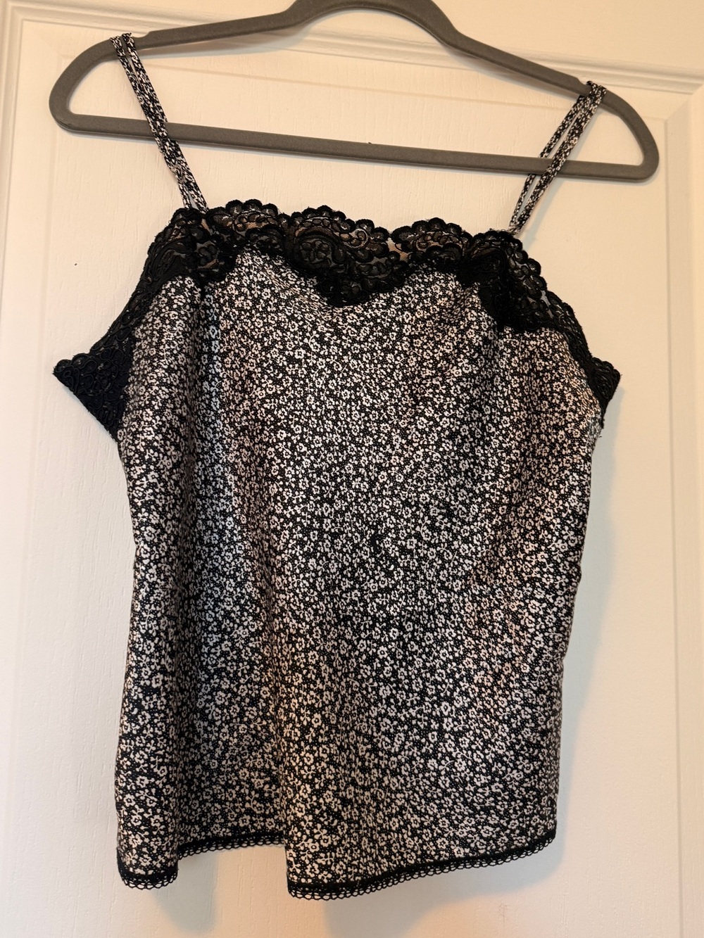 Vintage Black & White Floral Lace-Trim Cami Top